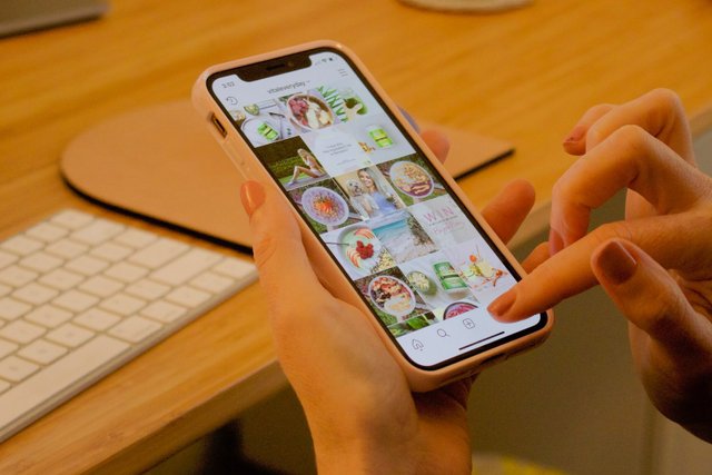 Instagram tests custom sticker creation feature for Reels and Stories