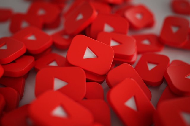 YouTube dives into gaming with "Playables" feature