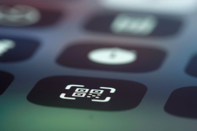 FTC issues warning on QR code scams