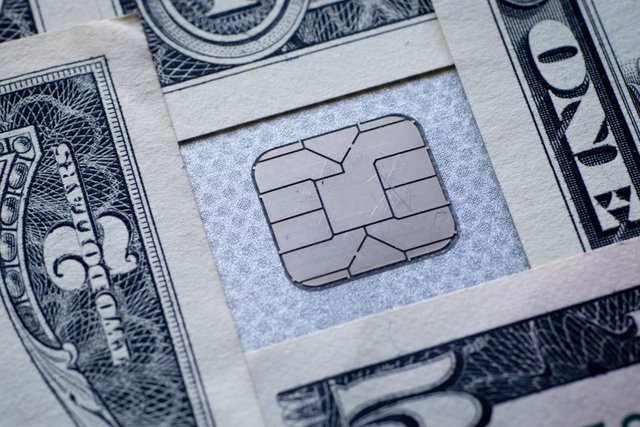 Apple faces lawsuit alongside Visa and Mastercard over high merchant fees
