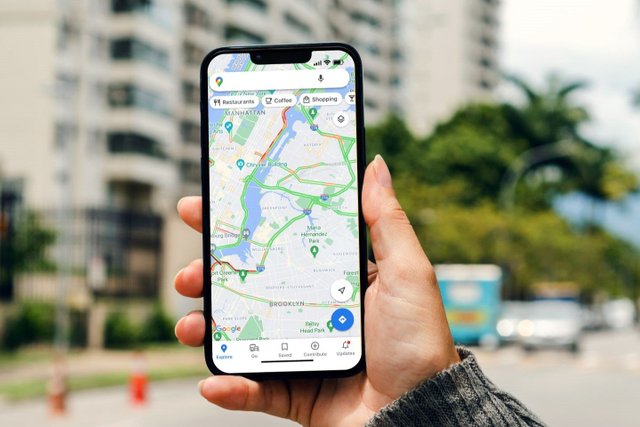 Google shifts Location History to devices and presents new controls in Maps