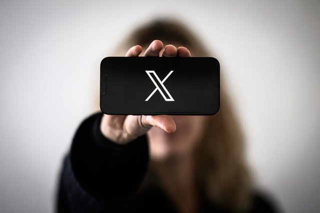X teams up with BetMGM to integrate sports betting stats