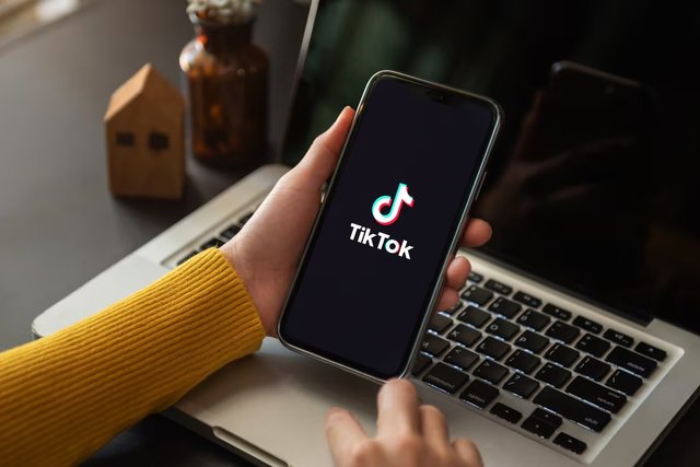 TikTok set to challenge Instagram with new photo-sharing app, TikTok Notes