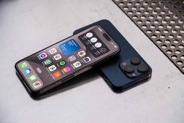 Apple to open iPhone's NFC chip to third-party apps with iOS 18.1