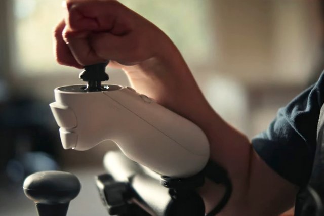 Microsoft unveils accessible Xbox Adaptive Joystick with 3D-printable parts
