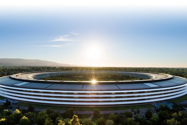 Apple may release iPad-like smart home device next year