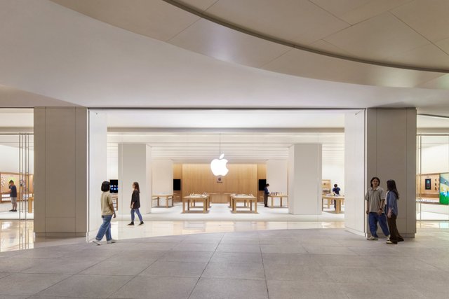 Apple opens its largest research lab outside the US in China