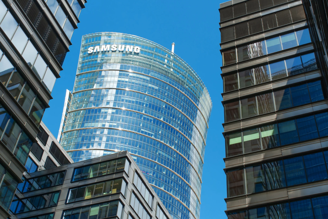 Samsung to Unveil Smart XR Glasses in Januar