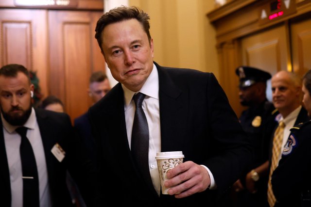 Elon Musk to Appeal Reversal of $56 Billion Tesla Pay Package