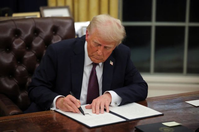 Trump Establishes U.S. Sovereign Wealth Fund, Eyes Potential TikTok Acquisition