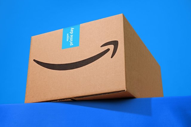 Amazon Updates Logo for the First Time in 20 Years