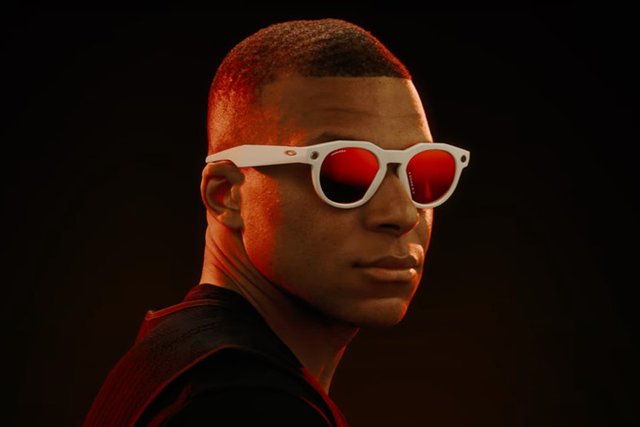 Meta and Oakley Introduce AI-Powered Performance Glasses