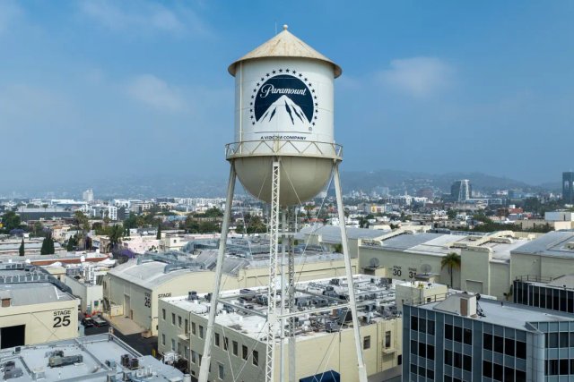 WSJ: Paramount plans to acquire Warner Bros