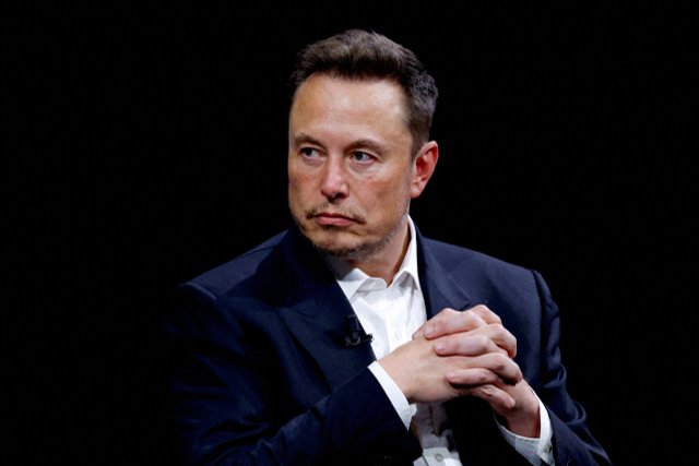 Elon Musk considers launching a wikipedia rival powered by Grok