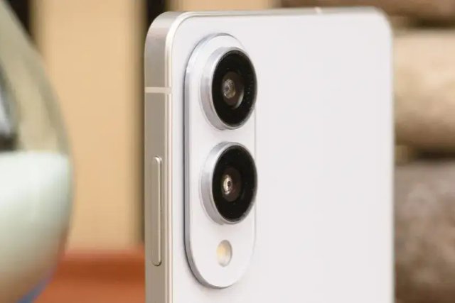 Samsung to discontinue its slim Edge smartphone line