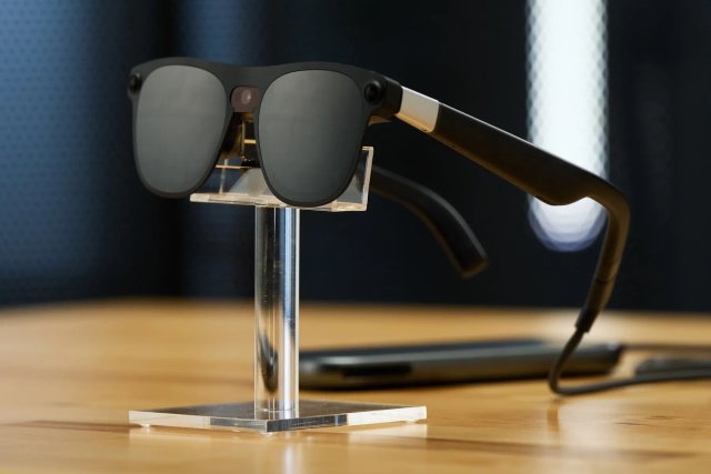 Google to launch AI-powered glasses in 2026