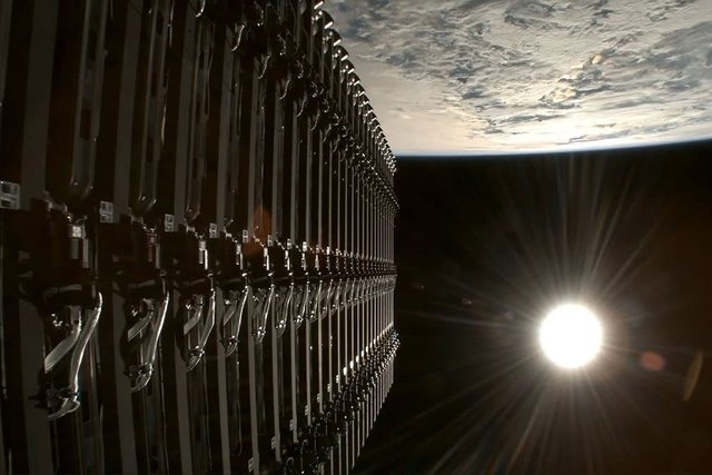 Starlink satellite imaged in orbit before uncontrolled reentry