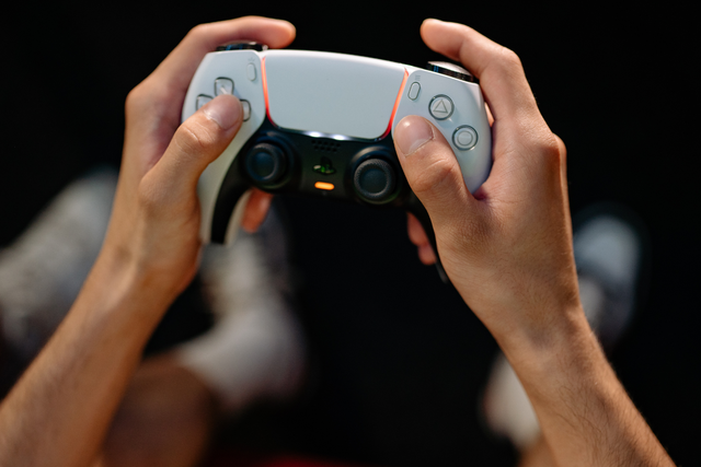 Sony patents PlayStation controller with buttons that change stiffness during gameplay
