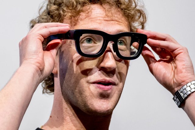 Meta reportedly plans smart glasses without a camera