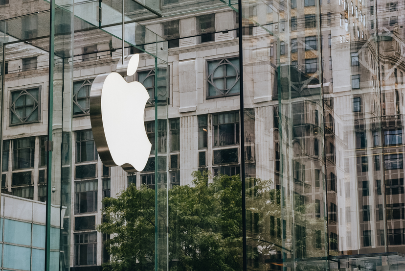 Leaked screen protectors reveal the iPhone Ultra’s outer display design